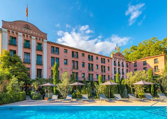 Les Pyrénées - le Grand Hôtel&le Château